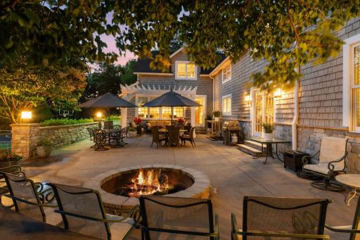 355 Stubbs Bay Road N, Orono, MN 55356
