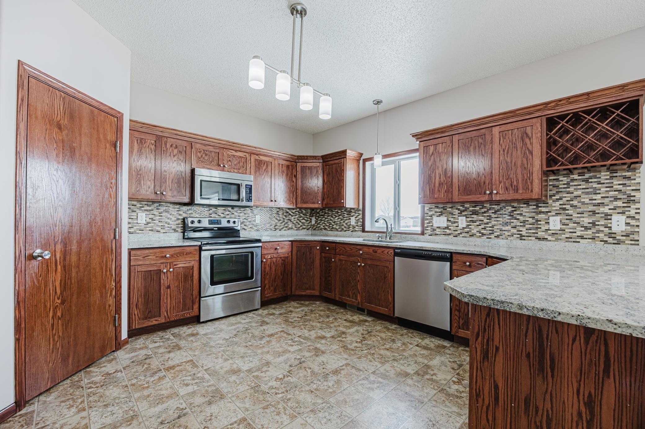 Kitchen#1.jpg