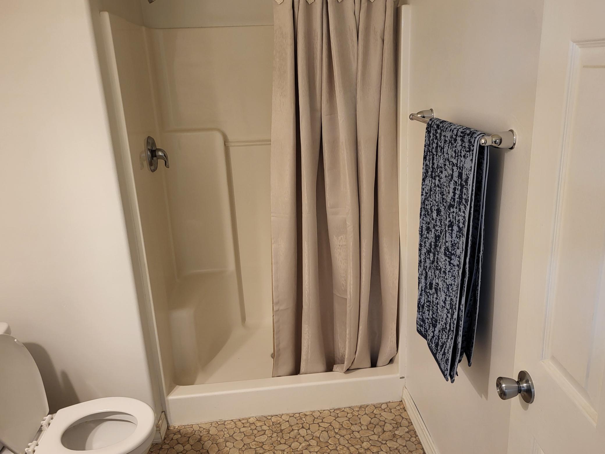 BasementBath.jpg