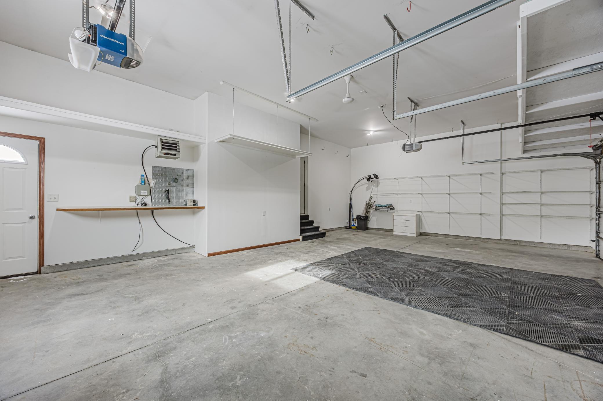 GarageWorkBenchHeaterStorage.jpg