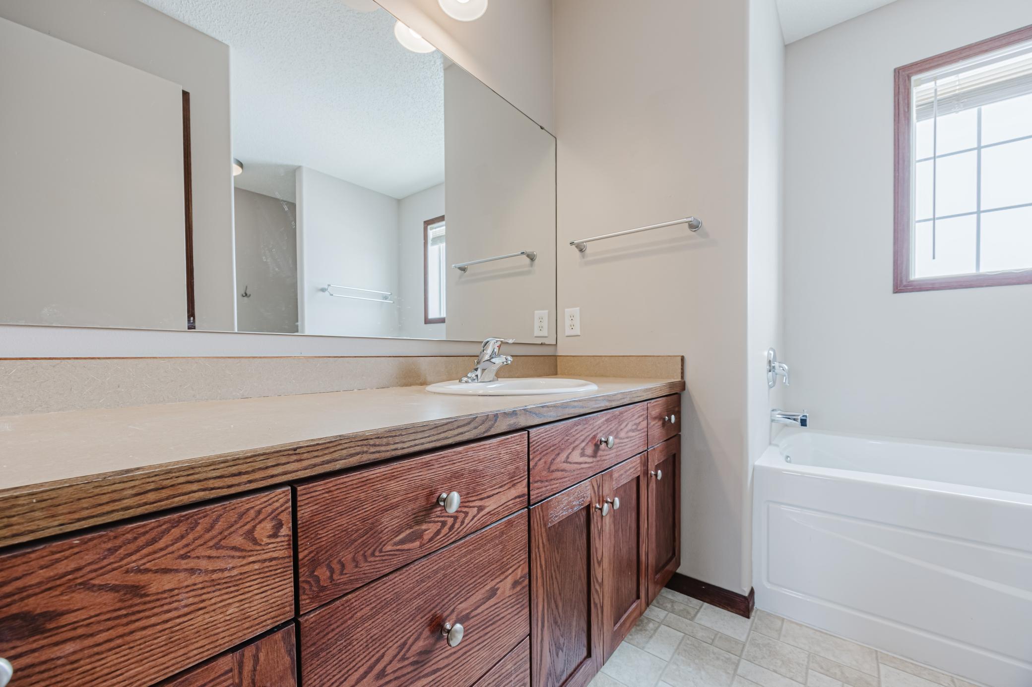 Master Bath.jpg