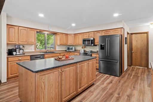 1911 Serendipity Court, New Brighton, MN 55112