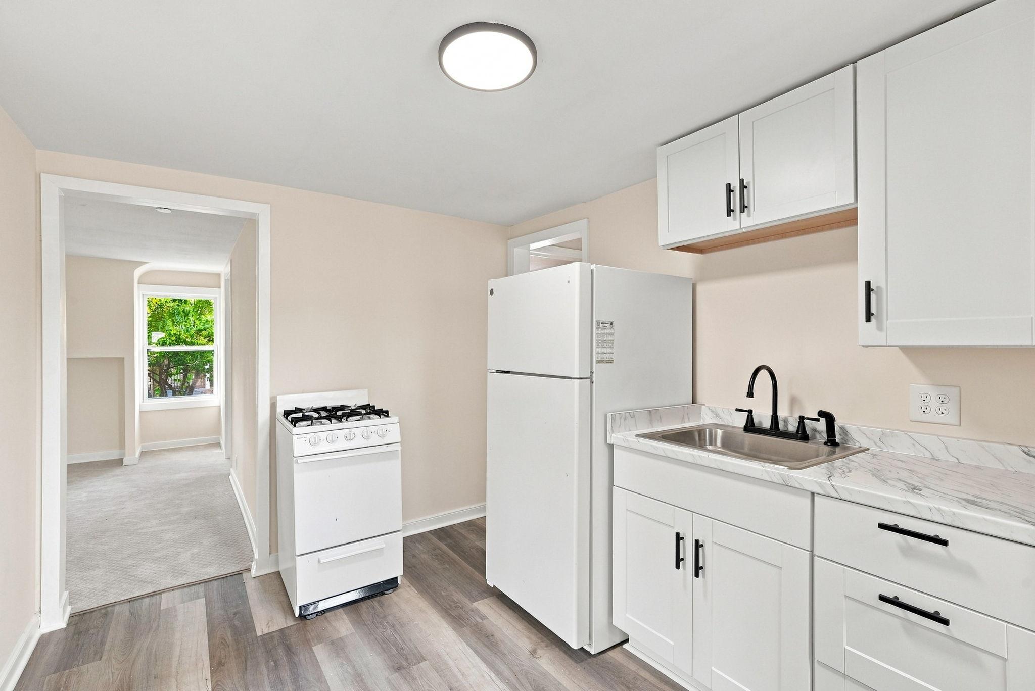 39-web-or-mls-483_Lawson_Avenue_West_Saint_Paul_08725.jpg