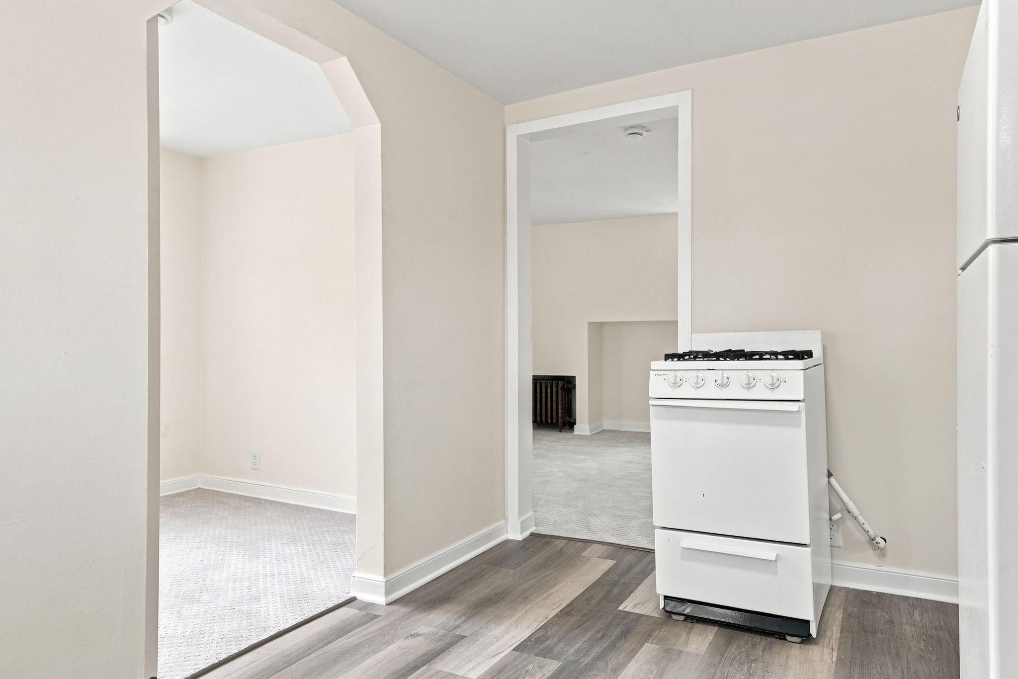 43-web-or-mls-483_Lawson_Avenue_West_Saint_Paul_08745.jpg