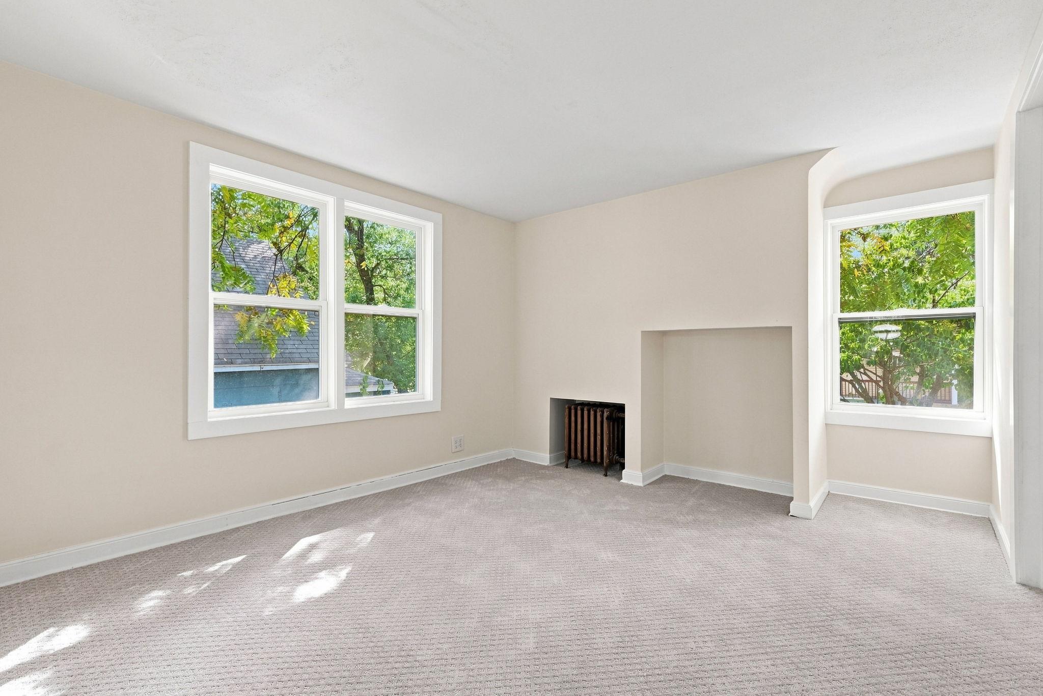 49-web-or-mls-483_Lawson_Avenue_West_Saint_Paul_08765.jpg