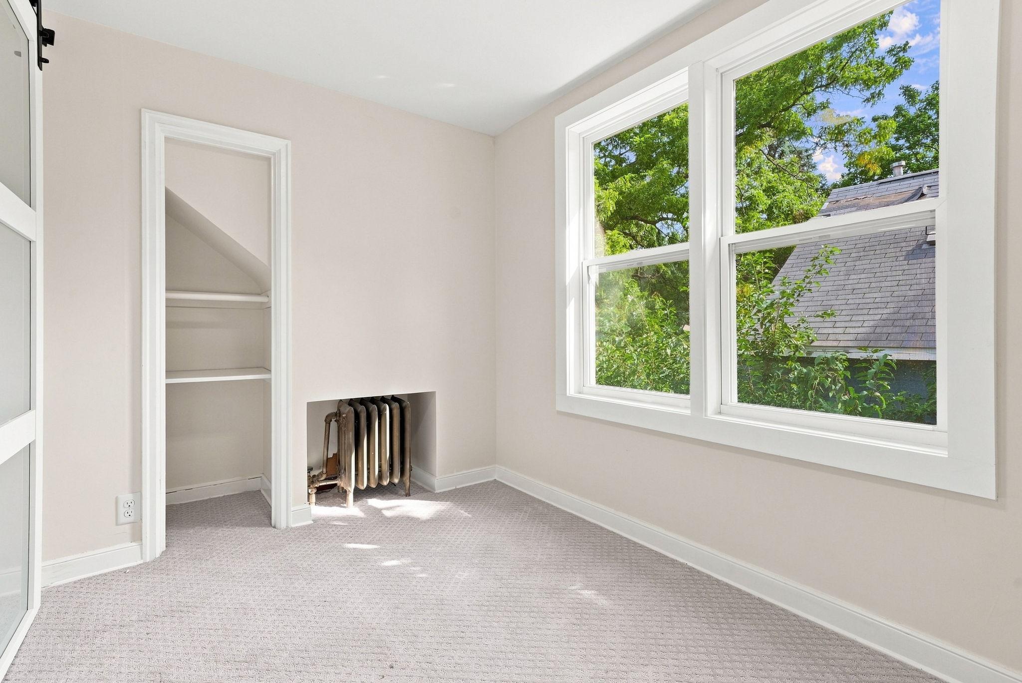 45-web-or-mls-483_Lawson_Avenue_West_Saint_Paul_08755.jpg