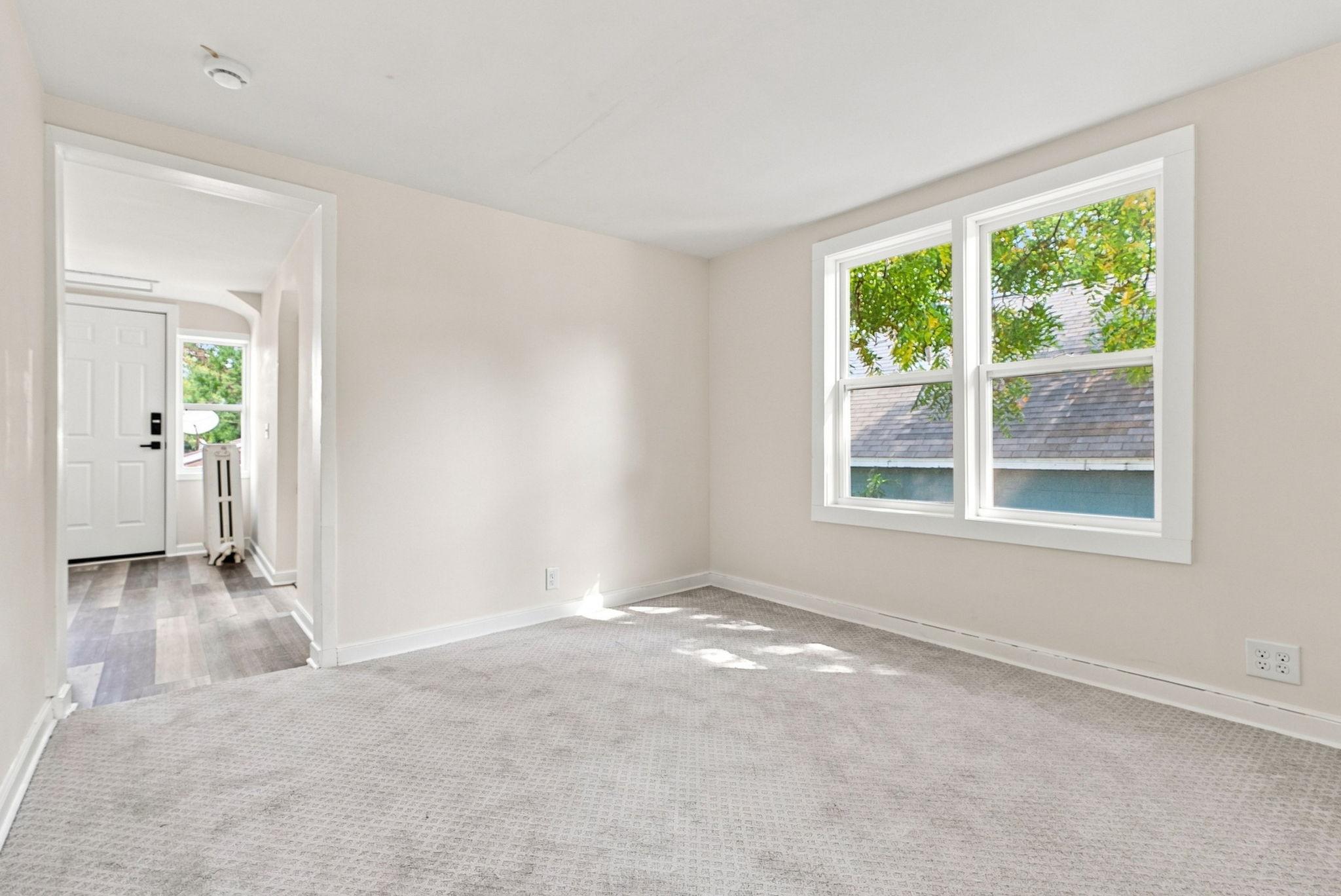 55-web-or-mls-483_Lawson_Avenue_West_Saint_Paul_08780.jpg