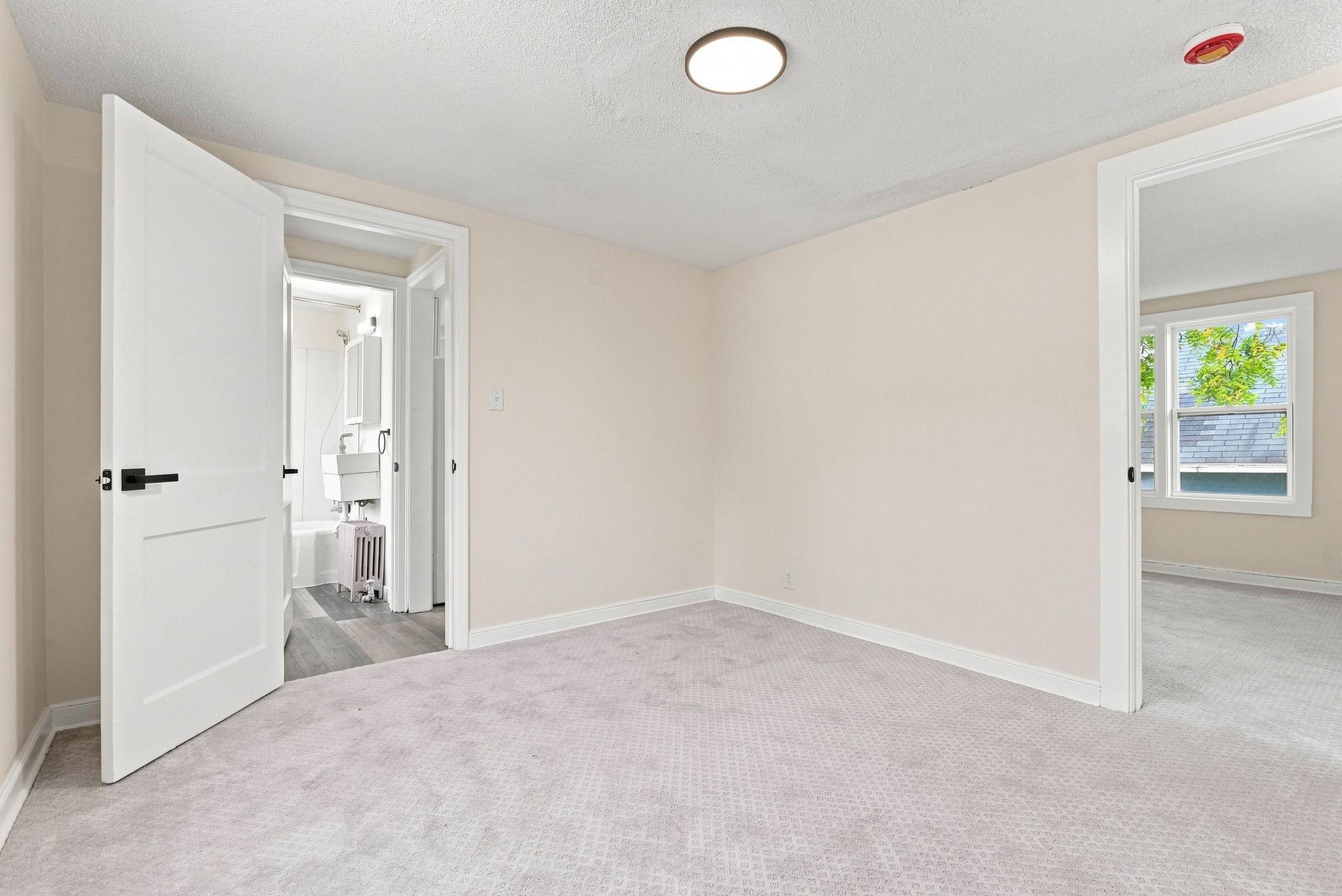 59-web-or-mls-483_Lawson_Avenue_West_Saint_Paul_08790.jpg