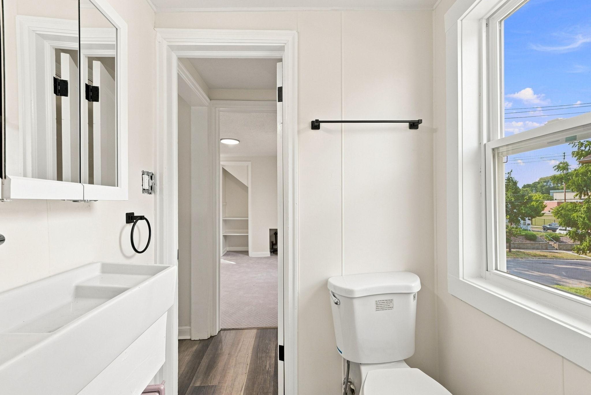 62-web-or-mls-483_Lawson_Avenue_West_Saint_Paul_08800.jpg