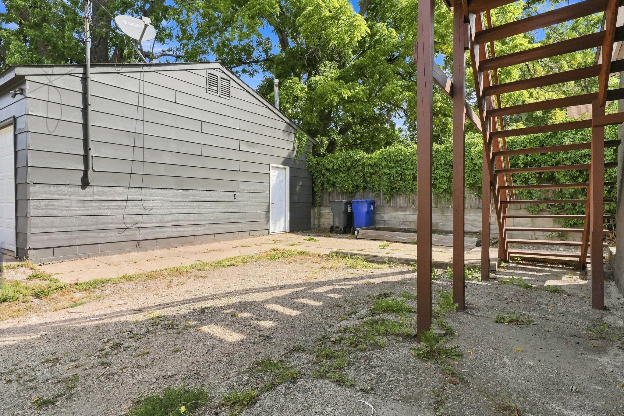 67-web-or-mls-483_Lawson_Avenue_West_Saint_Paul_08825.jpg