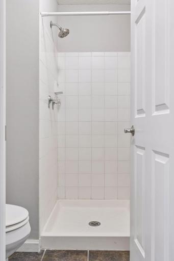 Primary shower