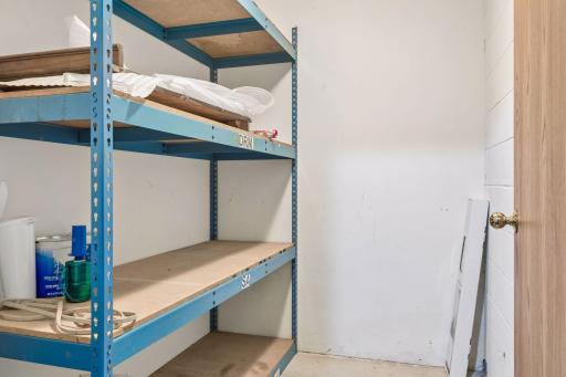 Great space in this handy 6 x 7 closet. Great storage for holiday items, suitcases, bulk grocery items, larger kitchen appliances and more.