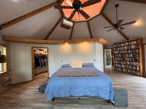 425 N Main Street, Center City, MN 55012