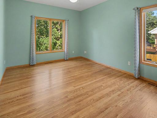 3107 Darcy Dr NE-118.jpg