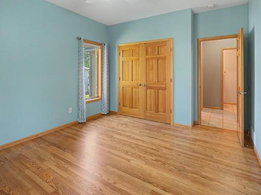 3107 Darcy Dr NE-119.jpg