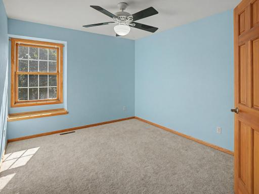 3107 Darcy Dr NE-124.jpg