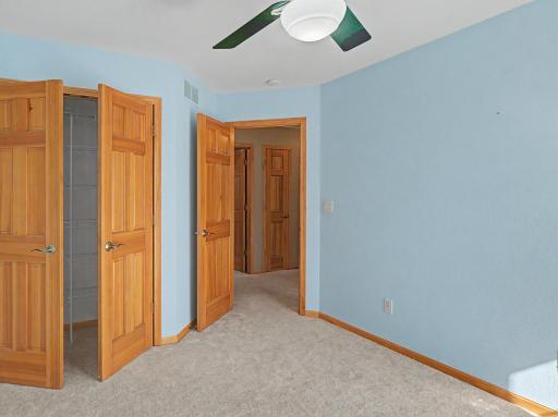 3107 Darcy Dr NE-126.jpg