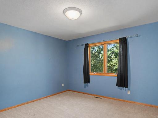 3107 Darcy Dr NE-127.jpg