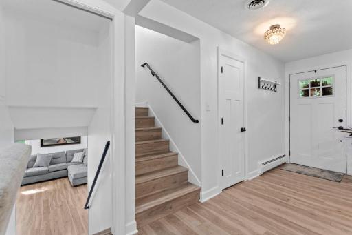 47-web-or-mls-11325 Interlachen Rd-284.jpg