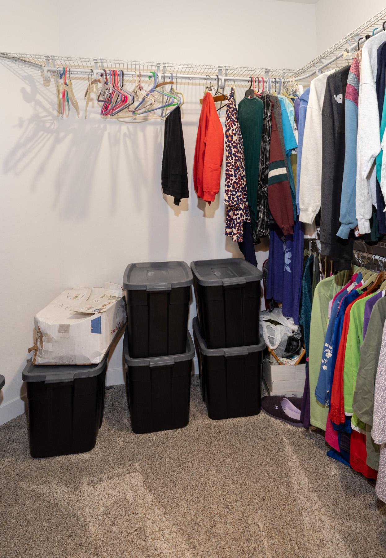 Walk-in Closet
