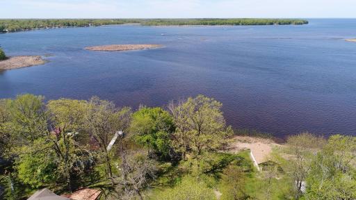Enjoy the ultimate lakefront lifestyle with direct access to the lake right from your property. Relax, entertain, and take full advantage of everything lake living has to offer, just steps from your door.