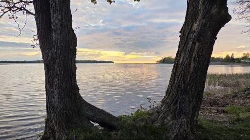 Enjoy the ultimate lakefront lifestyle with direct access to the lake right from your property. Relax, entertain, and take full advantage of everything lake living has to offer, just steps from your door.