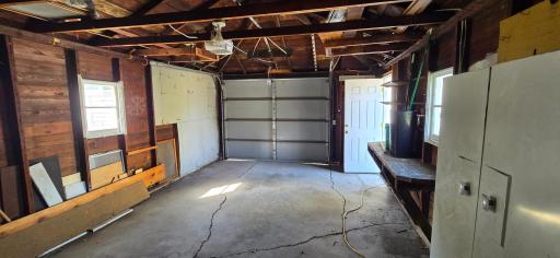 Garage.inside..jpg