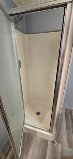 Bsmt.bath.c.jpg