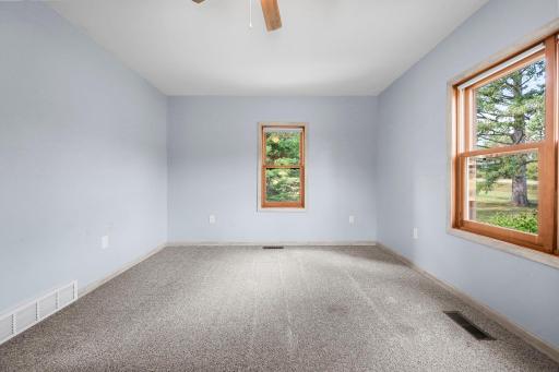 327 72nd Street NW, Buffalo, MN 55313