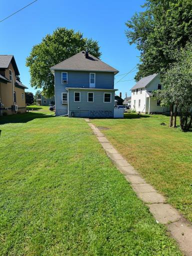 229 S Elm Street, Fairmont, MN 56031