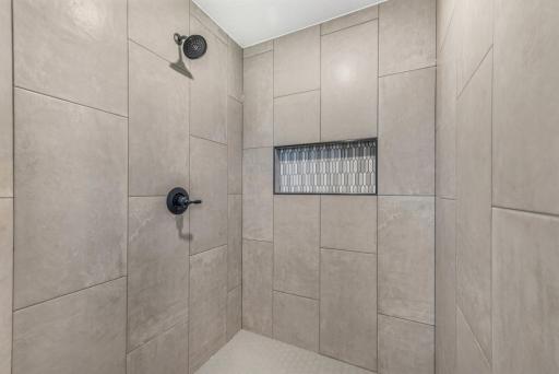19750 Alamo Street NE, East Bethel, MN 55011