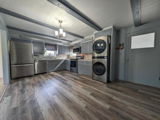 331 4th Avenue SW, Perham, MN 56573