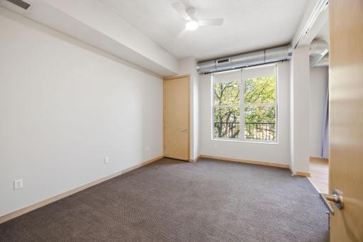 3640 Wooddale Avenue S, 305, Saint Louis Park, MN 55416
