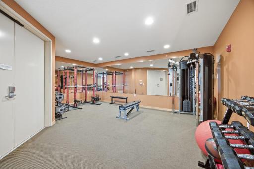 3640 Wooddale Avenue S, 305, Saint Louis Park, MN 55416