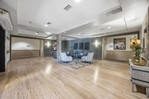 3640 Wooddale Avenue S, 305, Saint Louis Park, MN 55416