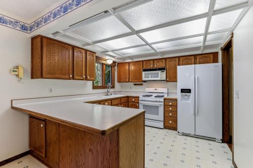 10448 106th Place N, Maple Grove, MN 55369