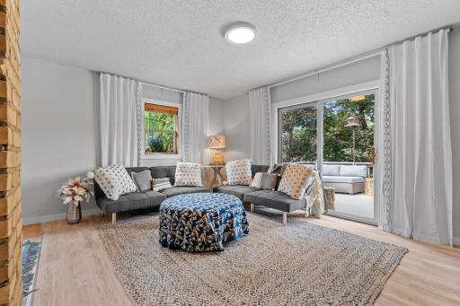 46-web-or-mls-3000 Devon Ln-46.jpg