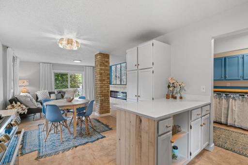 2 bedroom, 1 bath home offers easy one level living