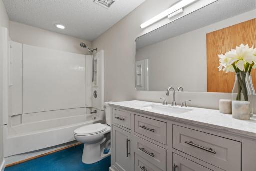 Main level full bathroom