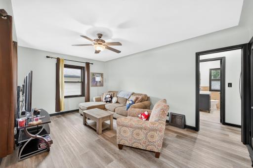 5740 22nd Avenue S, Minneapolis, MN 55417