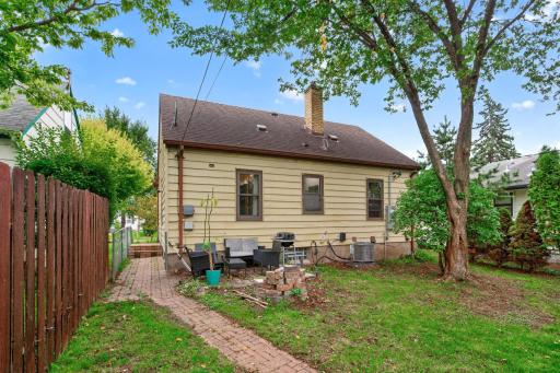 5740 22nd Avenue S, Minneapolis, MN 55417
