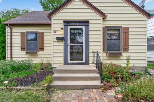 5740 22nd Avenue S, Minneapolis, MN 55417