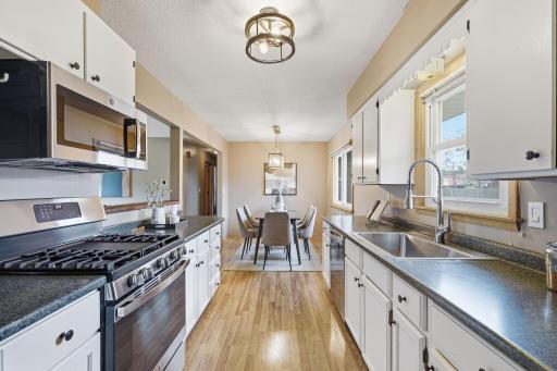 8413 Meadow Lake Road E, New Hope, MN 55428
