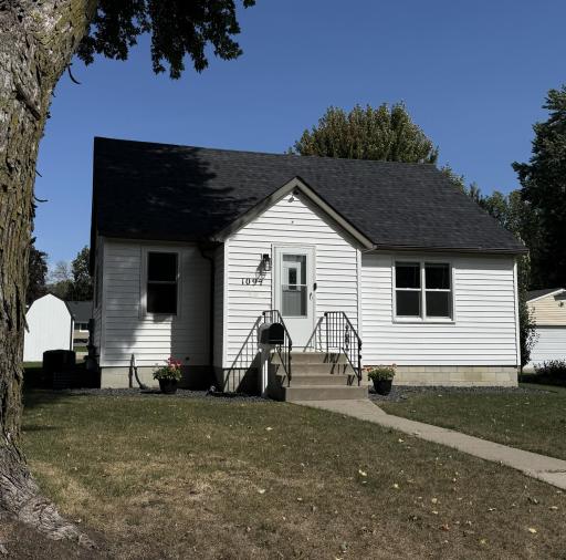 109 1/2 4th Street SW, New Prague, MN 56071