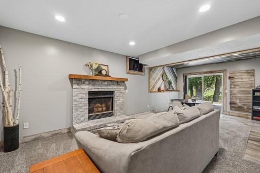 34-web-or-mls-New York Ave-S1808-034.jpg