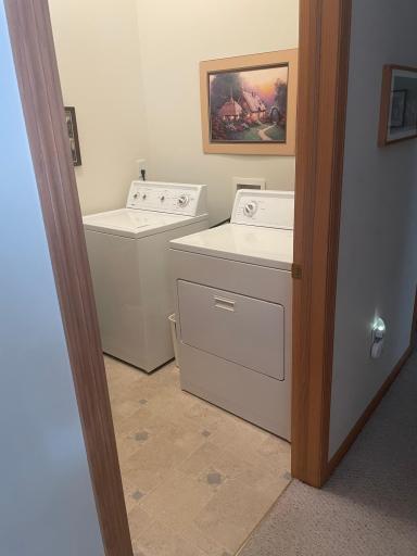 2231 Penn Place, 305, North Saint Paul, MN 55109