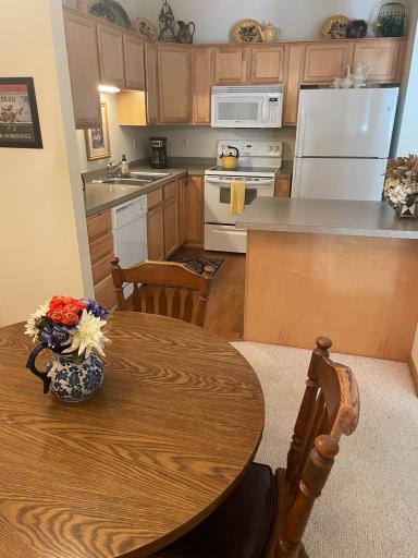 2231 Penn Place, 305, North Saint Paul, MN 55109