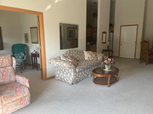 2231 Penn Place, 305, North Saint Paul, MN 55109