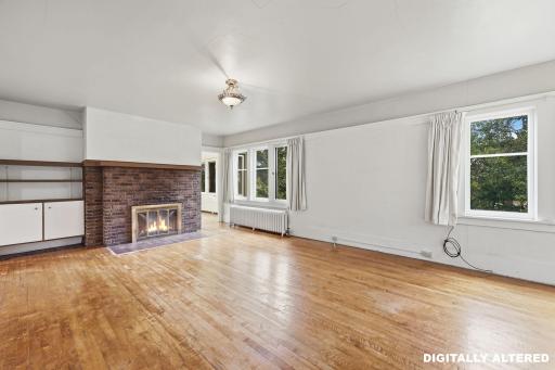 2114 E 2nd Street, Duluth, MN 55812