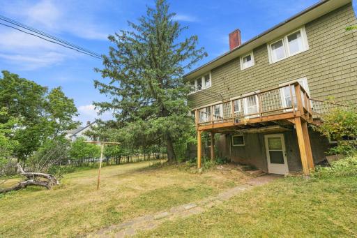 2114 E 2nd Street, Duluth, MN 55812